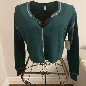BP cropped knit Henley. Colour green moss. BNWT